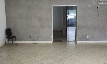 Imagem: Excelentes lojas ( 150 m2), calçada privilegiada