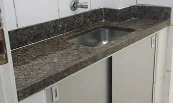 Imagem 2: Imóvel para venda tem 27 metros quadrados com 1 quarto na quadra da praia em Embaré - Sant