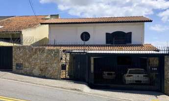 Imagem 4: Casa com 3 quartos, sendo 1suíte, com piscina, na Agronômica/Florianópolis