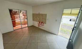 Imagem 2: Casa com 60m², Igara - Canoas