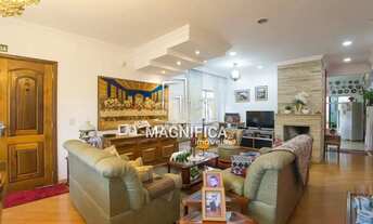 Imagem 3: Casa - Seminário.Linda casa, endereço nobre, em localização privilegiada do Seminário.Ao l