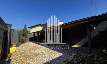 Imagem 7: Imperdível oportunidade de adquirir uma luxuosa casa Residencial Dois, Barretos-SP: 5 quar