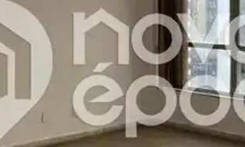 Imagem 4: Centro Galpão / depósito com 3 vagas na garagem