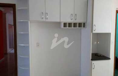 Imagem 7: Apartamento com 3 dormitórios para alugar, 200 m² por R$ 4.600,00/mês - Umuarama - Uberlân