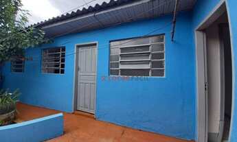 Imagem 3: Edícula com 1 dormitório para alugar, 40 m² por R$ 630,00/mês - Vila Larsen 1 - Londrina/P