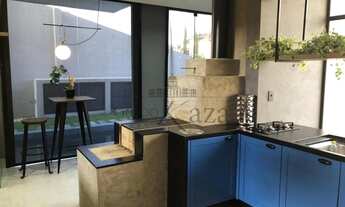 Imagem 5: Casa de condomínio sobrado para venda possui 520 metros quadrados com 6 quartos