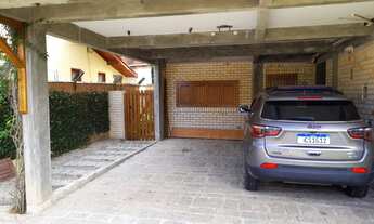 Imagem 7: Casa para venda tem 228 metros quadrados com 3 quartos em Rio Tavares - Florianópolis - SC