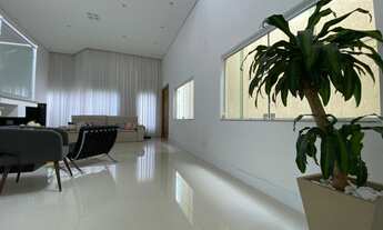 Imagem 3: Casa 411 m² Casa com 5 dormitórios