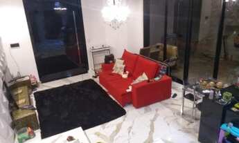 Imagem 6: Sobrado para venda com 217 metros quadrados com 3 quartos