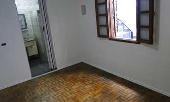 Imagem 4: Casa Térrea com 2 dormitórios, 2 vagas e edícula na Cidade São Jorge em Santo André, SP