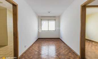 Imagem 2: AO LADO DO HOSPITAL COM SOL E PRIVACIDADE