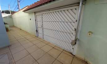 Imagem 4: Sobrado para venda possui 3 Quartos 161 m² com 2 vagas grandes em Vila Floresta - Santo An