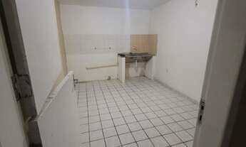 Imagem 5: Sala de 12 m² para alugar no Espinheiro