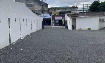 Imagem 2: Estacionamento no centro da cidade