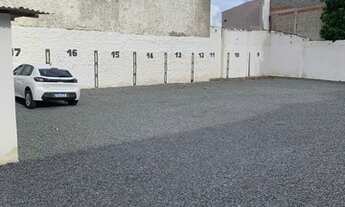 Imagem 4: Estacionamento no centro da cidade