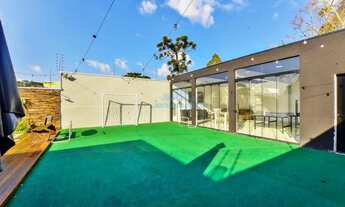 Imagem 7: Sobrado para venda tem 480 metros quadrados com 4 quartos em Santo Inácio - Curitiba - PR