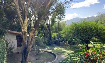 Imagem 6: Casa em condomínio fechado com vista parcial mar