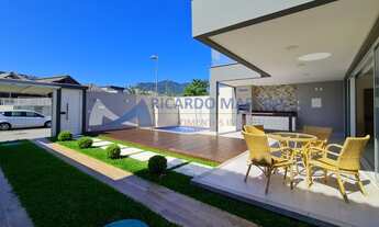 Imagem 2: Casa de condomínio para venda tem 350 metros quadrados com 4 quartos