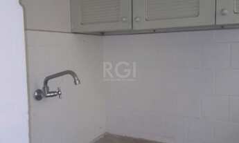 Imagem 2: Porto Alegre - Apartamento Padrão - Floresta