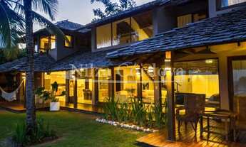 Imagem: Casa de luxo com vista para o mar