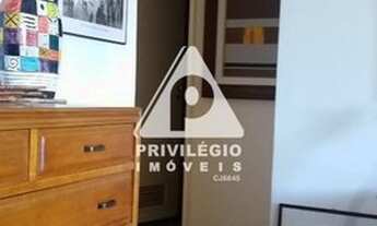 Imagem 6: Apartamento à venda, 3 quartos, sala, cozinha, área de serviço, dependência, 2 banheiros