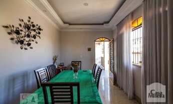 Imagem 2: Casa à Venda - Renascença, 6 Quartos, 290 m²