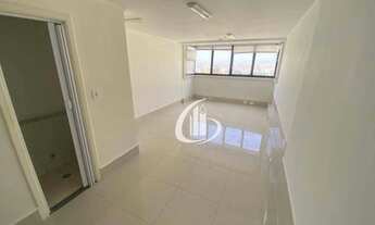 Imagem: Sala para alugar, 3 banheiros e 3 vagas