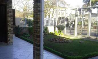 Imagem 3: Porto Alegre - Casa Padrão - Cavalhada