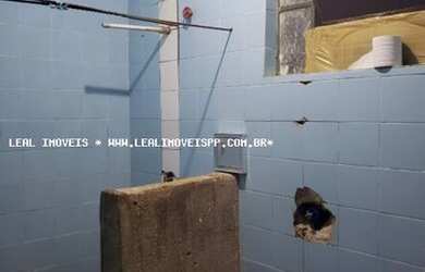 Imagem 2: Casa para Venda em Presidente Prudente, VILA ANGELICA, 2 dormitórios, 1 banheiro, 1 vaga