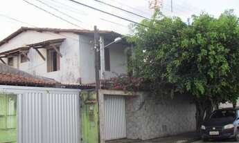 Imagem: Casa Duplex, com 4 quartos sendo 01 Suíte