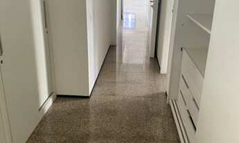 Imagem 5: Apartamento para venda possui 200 metros quadrados com 4 quartos em Meireles - Fortaleza