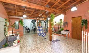 Imagem 2: Porto Alegre - Casa Padrão - Hípica