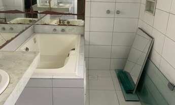 Imagem 6: Apartamento para venda possui 200 metros quadrados com 4 quartos em Meireles - Fortaleza