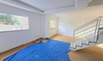 Imagem 6: Sobrado à venda com 3 Dormitórios sendo uma suíte com sacada sala em conceito aberto, banh