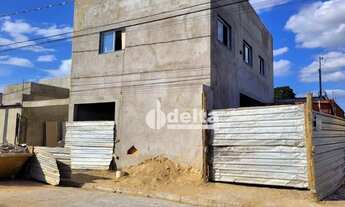 Imagem 2: Casa com 2 dormitórios para alugar, 53 m² por R$ 1.450,00/mês - Santa Rosa - Uberlândia/MG