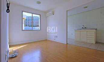 Imagem 2: Porto Alegre - Apartamento Padrão - Coronel Aparício Borges