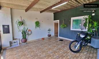 Imagem 7: Uma casa MUITO CHARMOSA no Jardim Santa Bárbara! Com um quintal incrível!