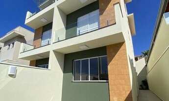 Imagem: Lindos sobrados com 3 dormitórios à venda