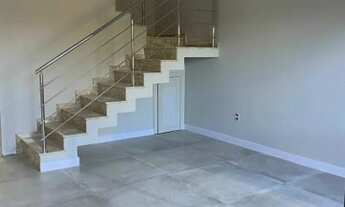 Imagem 2: Sobrado à venda no bairro Bom Retiro - Joinville/SC