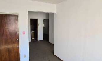 Imagem 3: Apartamento com 2 dormitórios à venda, 70 m² por R$ 250.000,00 - Centro - Juiz de Fora/MG