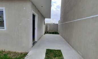 Imagem 4: Sobrado à venda com 3 Dormitórios sendo uma suíte com sacada sala em conceito aberto, banh