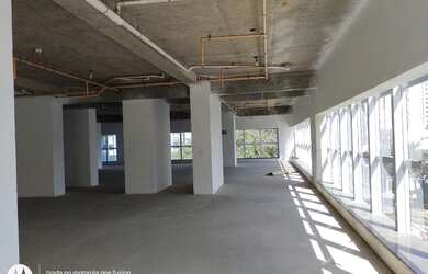 Imagem 4: Andar/laje corporativa para aluguel possui 1000 metros quadrados. Tatuapé