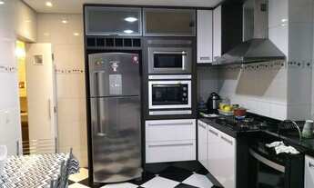 Imagem 6: Casa para aluguel e venda tem 300 metros quadrados com 4 quartos