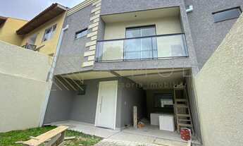 Imagem: Sobrado Triplex de frente para rua, com