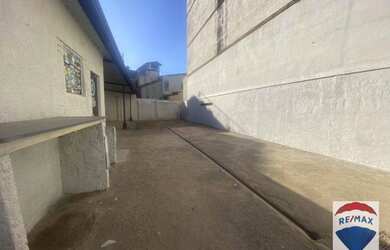 Imagem 3: Galpão com Estacionamento com banheiro, cozinha