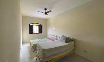 Imagem 2: Sobrado com piscina, 4 quartos, próx comércios, financia