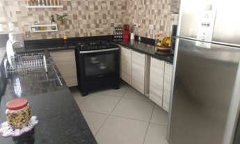 Imagem 7: Casa de condomínio sobrado para venda possui 212 metros quadrados com 4 quartos