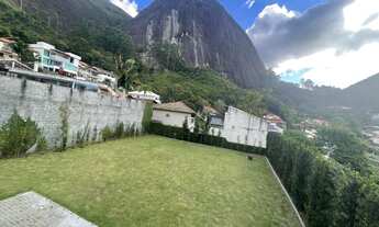 Imagem 3: Casa de condomínio para venda tem 260 metros quadrados com 3 quartos