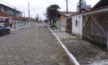 Imagem 4: Casa para venda possui 150 metros quadrados com 3 quartos em Maracanã - Praia Grande - SP