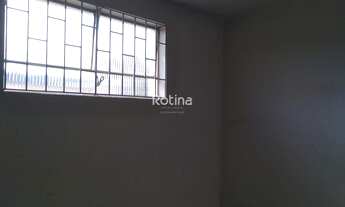 Imagem 5: Casa para aluguel, 2 quartos, 1 suíte, Osvaldo Rezende - Uberlândia/MG